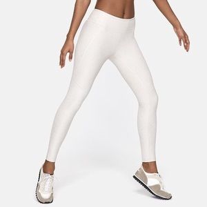 Outdoor Voices 7/8 Warmup Leggings XS (Oatmeal)